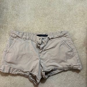 Calvin Klein Khaki Shorts Size: 10 Color: Tan